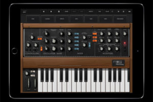 Minimoog Model D iPhone iPad App